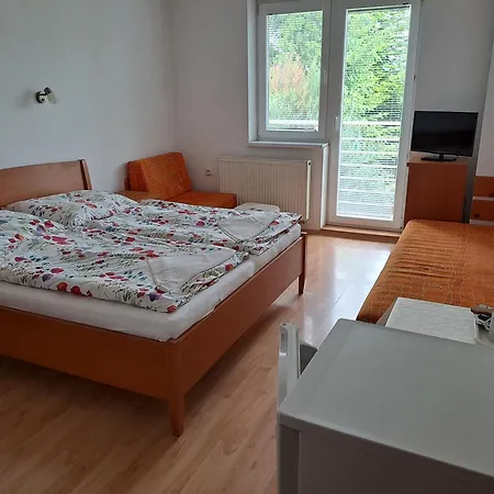 Astra Pensión Podhájska