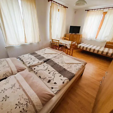 Vendégház Ubytovanie Astra